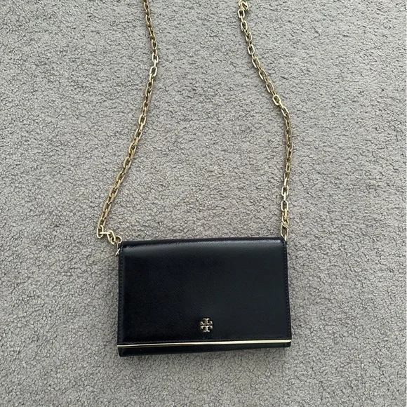 TORY BURCH NAVY EMERSON CROSSBODY - PATENT LEATHER